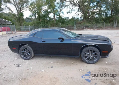 2021 Dodge Challenger Sxt из США, поврежденный, VIN 2C3CDZAG6MH673673